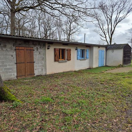 La Maison Dans Les Bois Soucelles 외부 사진