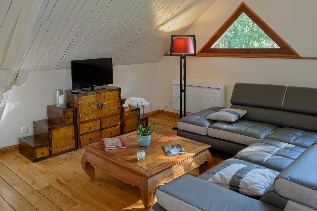 La Maison Dans Les Bois Soucelles 외부 사진